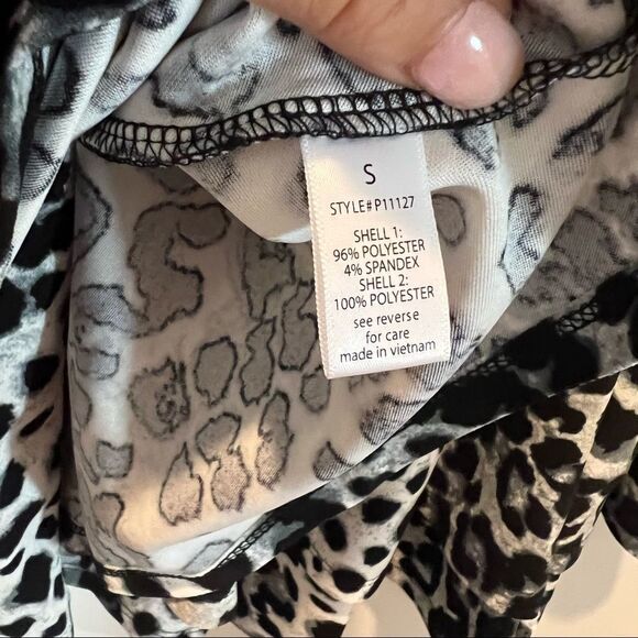 NWT Active USA Size Small Black and White Leopard Romper Spaghetti straps - Picture 10 of 11